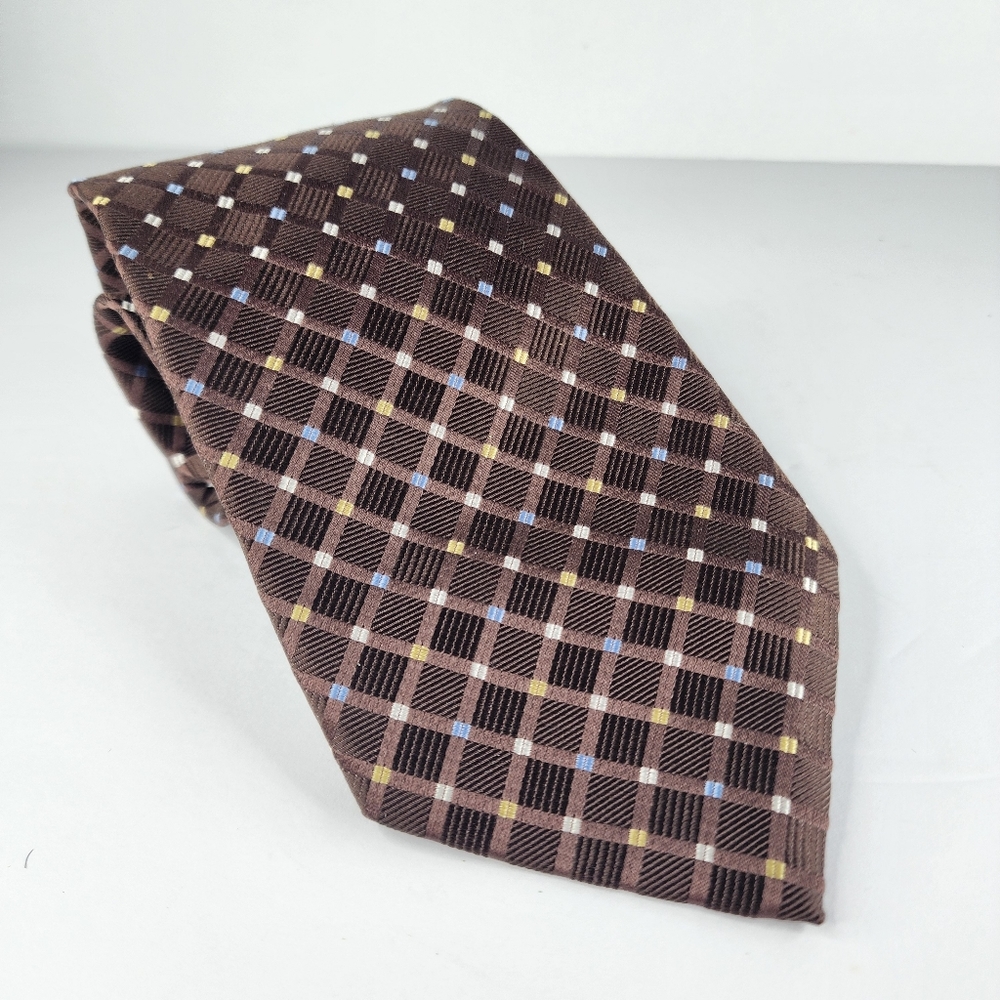 IZOD Brown Silk Tie. NWT